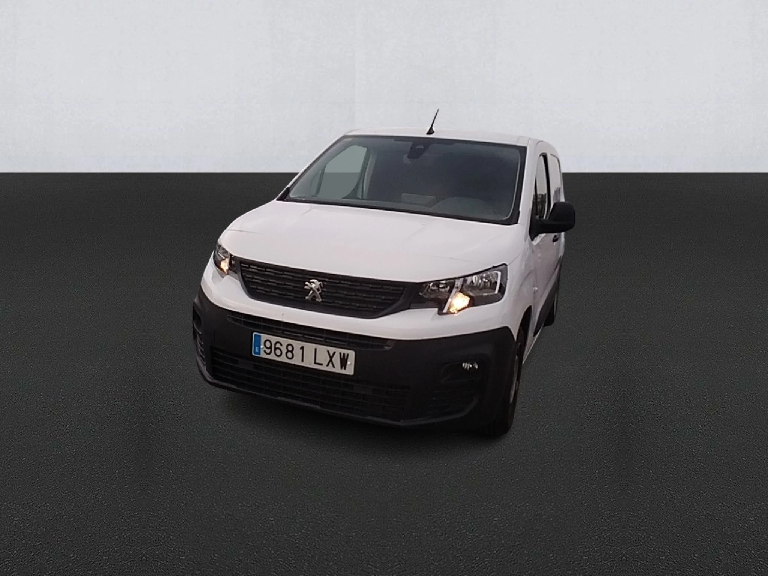 Peugeot Partner Premium Standard 600kg BlueHDi 73kW - Foto 1