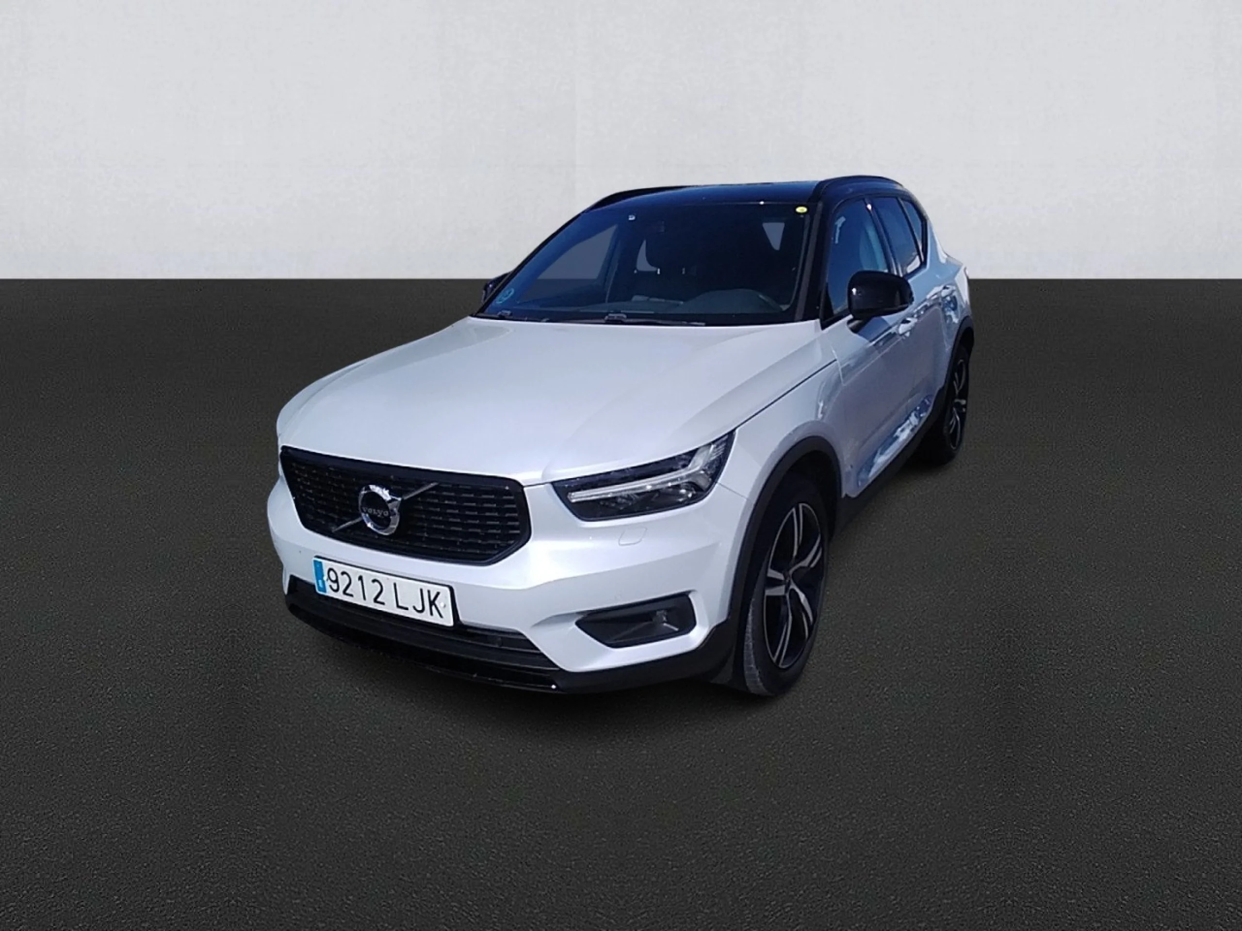 Volvo XC40 2.0 D3 R-Design Auto - Foto 1