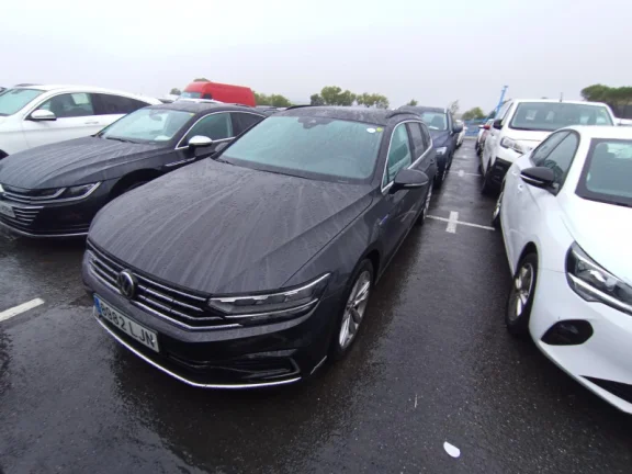 Volkswagen Passat Variant GTE 1.4 TSI e-Power 115kW + 85kW