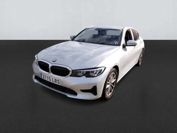 BMW SERIES 3 330e