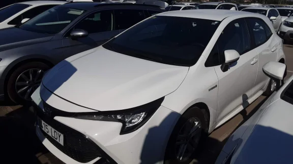 Toyota COROLLA 1.8 125H ACTIVE E-CVT