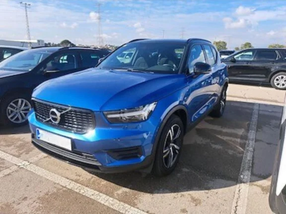 Volvo XC40 2.0 T4 R-Design Auto