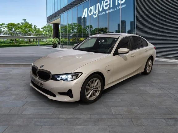 BMW SERIES 3 330e