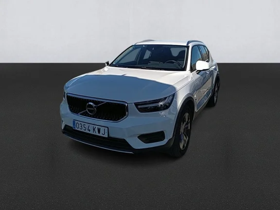 Volvo XC40 (O) 2.0 D3 Momentum Auto