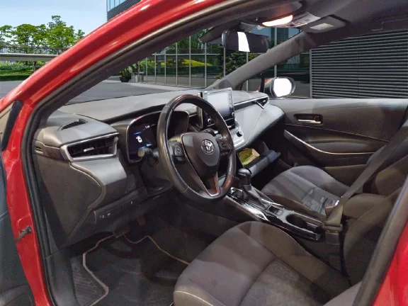 Toyota COROLLA 1.8 125H ACTIVE TECH E-CVT