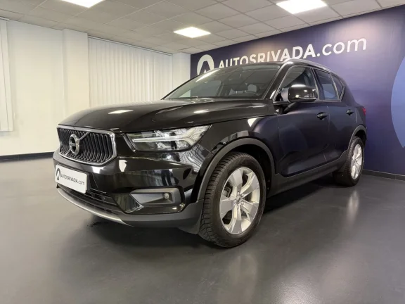 Volvo XC40 2.0 B4 G AWD Momentum Auto