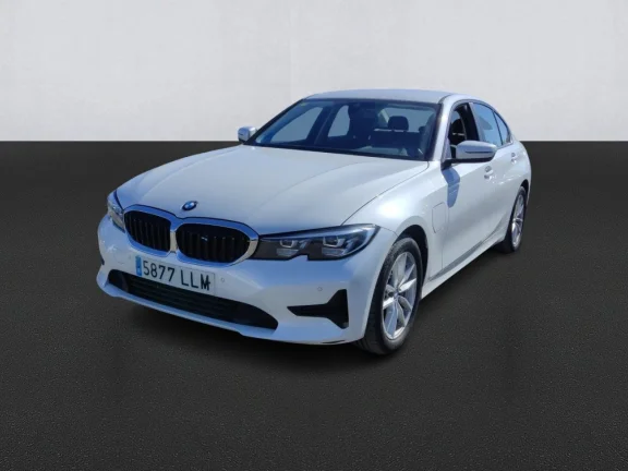 BMW SERIES 3 330e