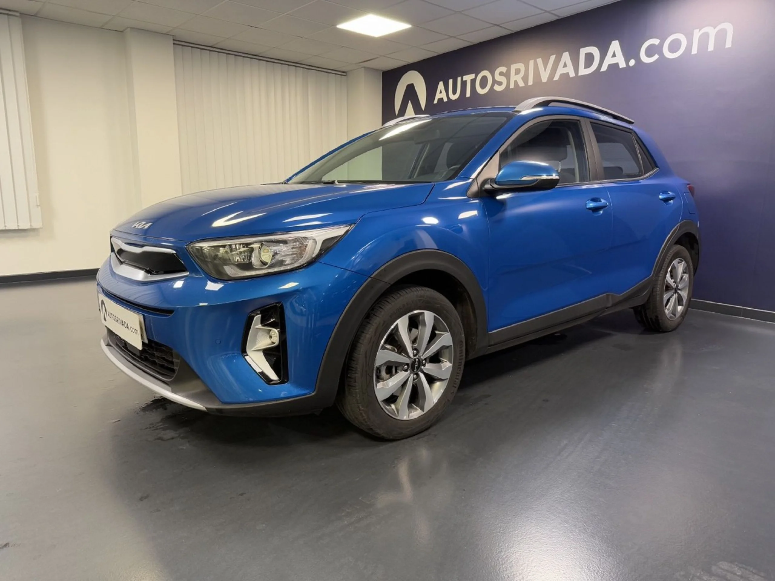 KIA STONIC 1.0 T-GDi 74kW (100CV) MHEV MT Drive - Foto 1