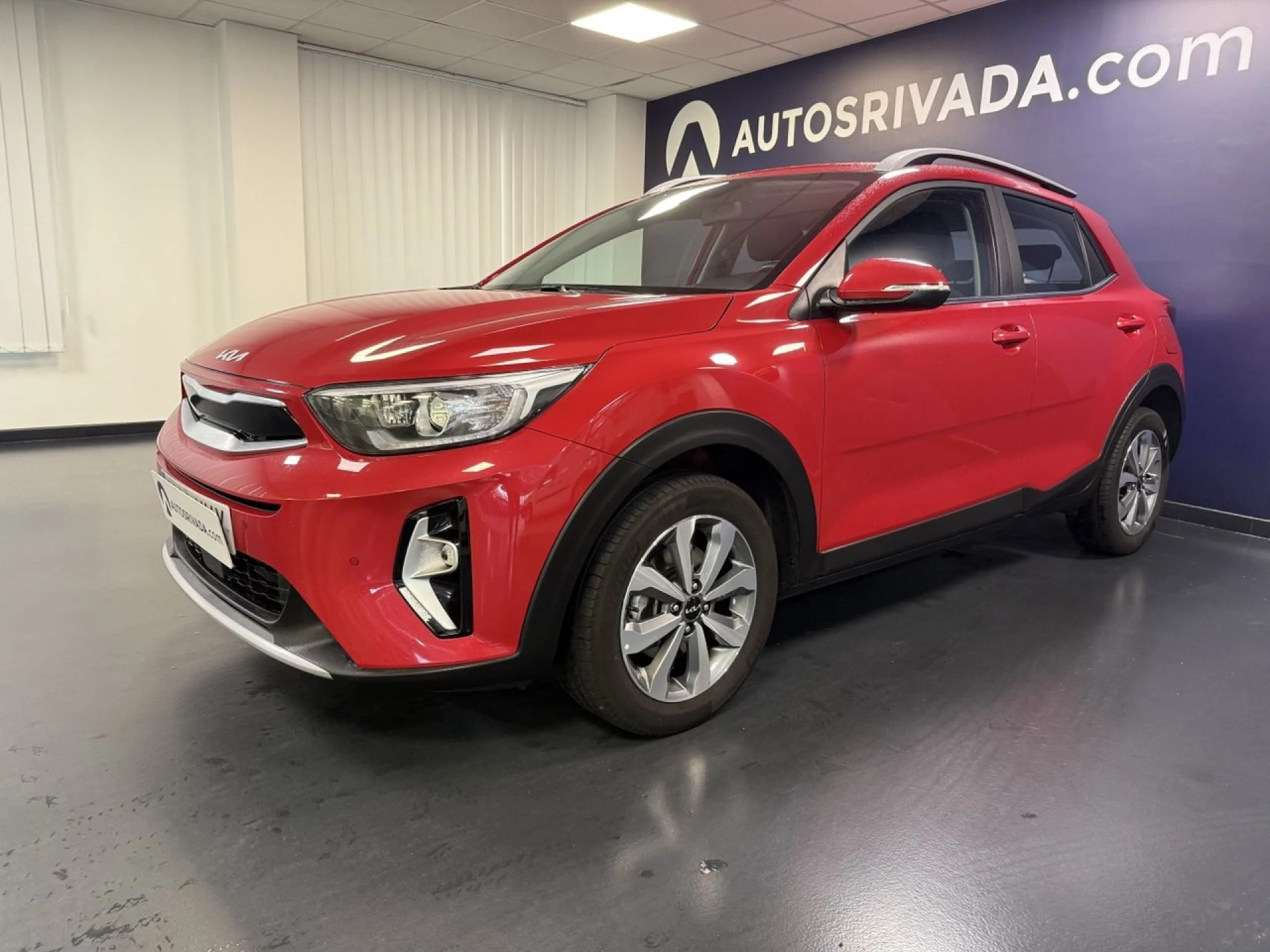KIA STONIC 1.0 T-GDi 74kW (100CV) MHEV MT Drive - Foto 1