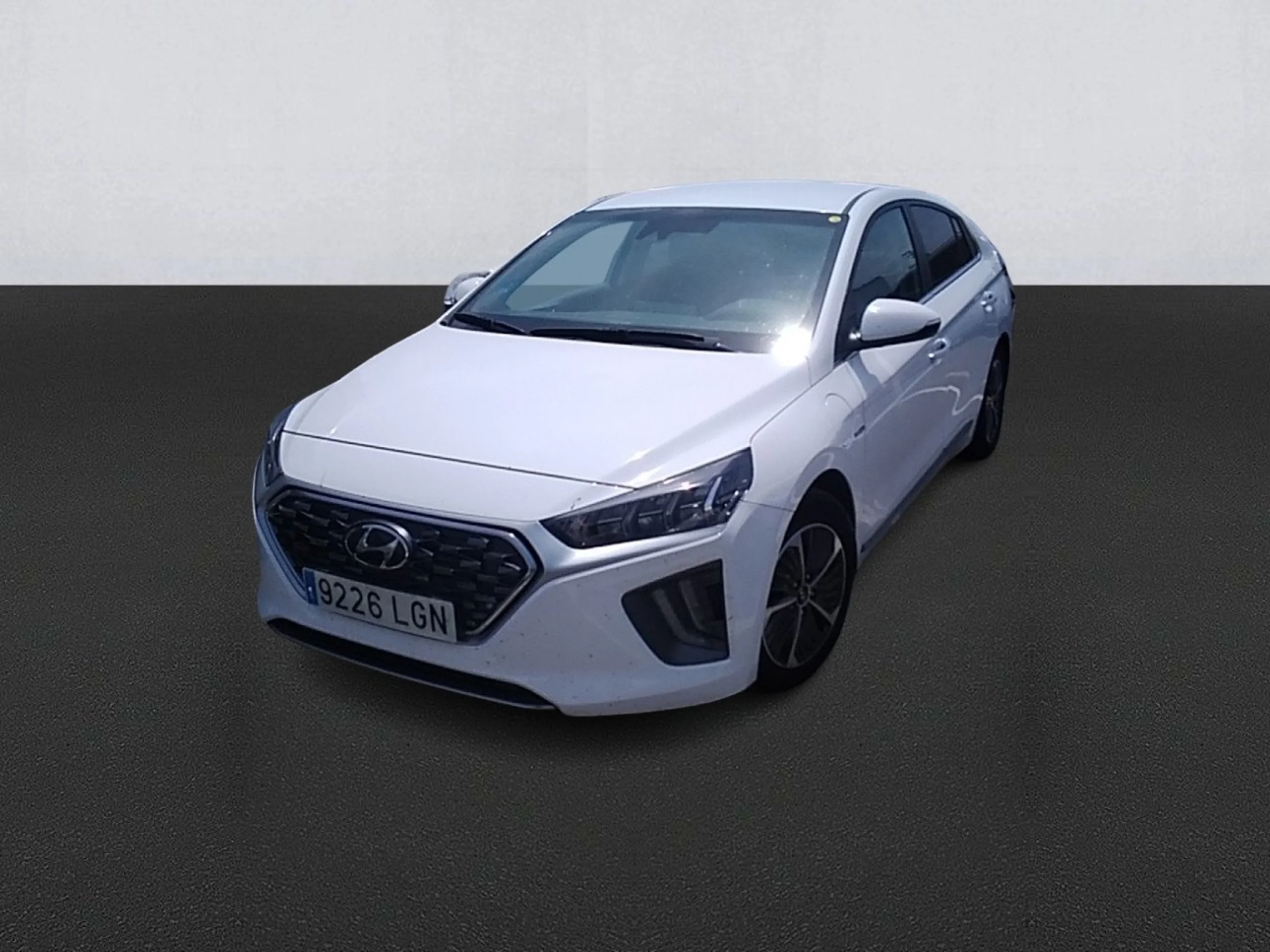 Hyundai IONIQ 1.6 GDI PHEV Endesa - Foto 1