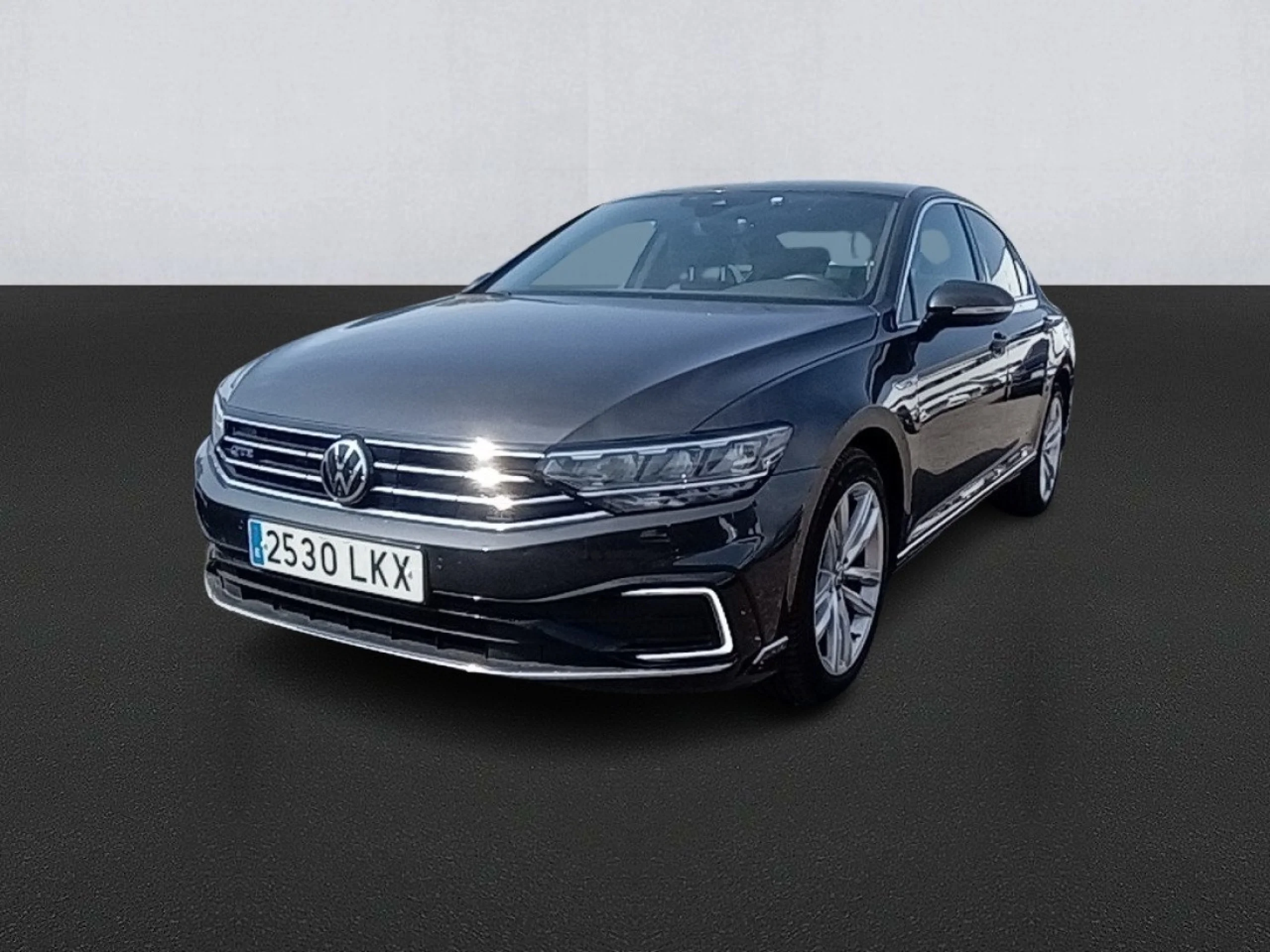 Volkswagen Passat GTE 1.4 TSI e-Power 115kW + 85kW DSG - Foto 1