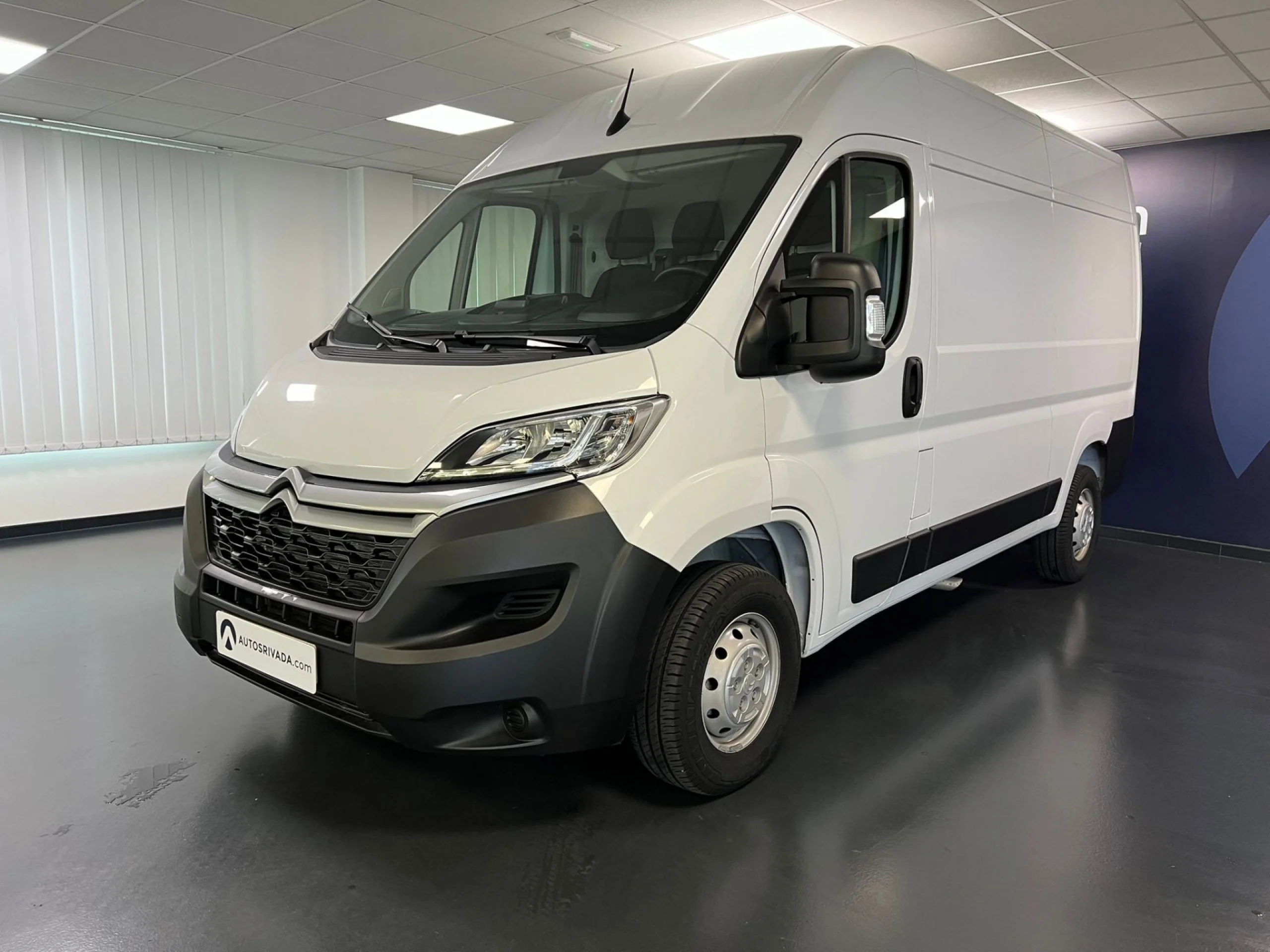 Citroen Jumper BlueHDi 103KW (140CV) Furgón 35L2H2 - Foto 1