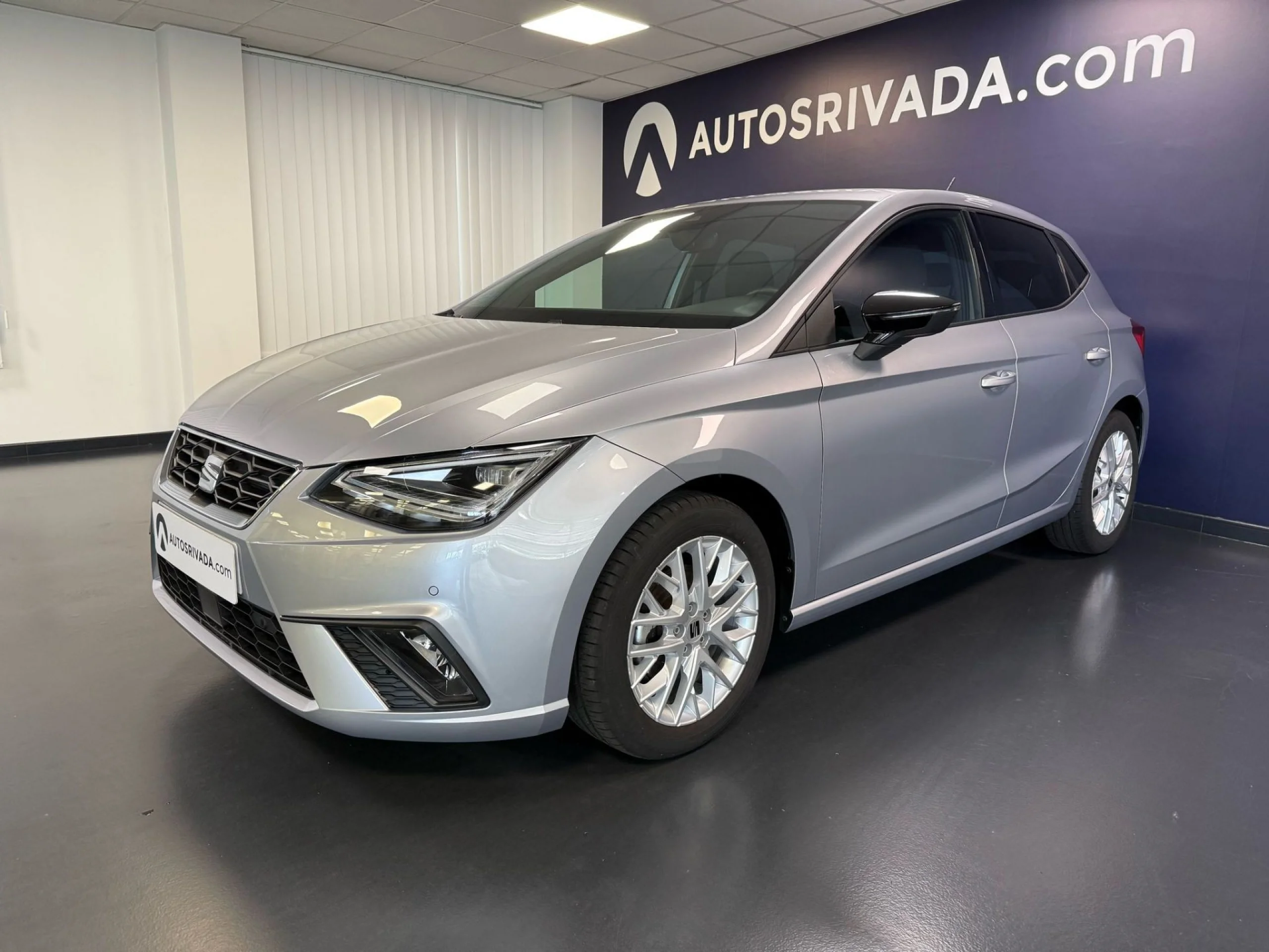 SEAT IBIZA 1.0 TSI 81kW (110CV) FR XL - Foto 1