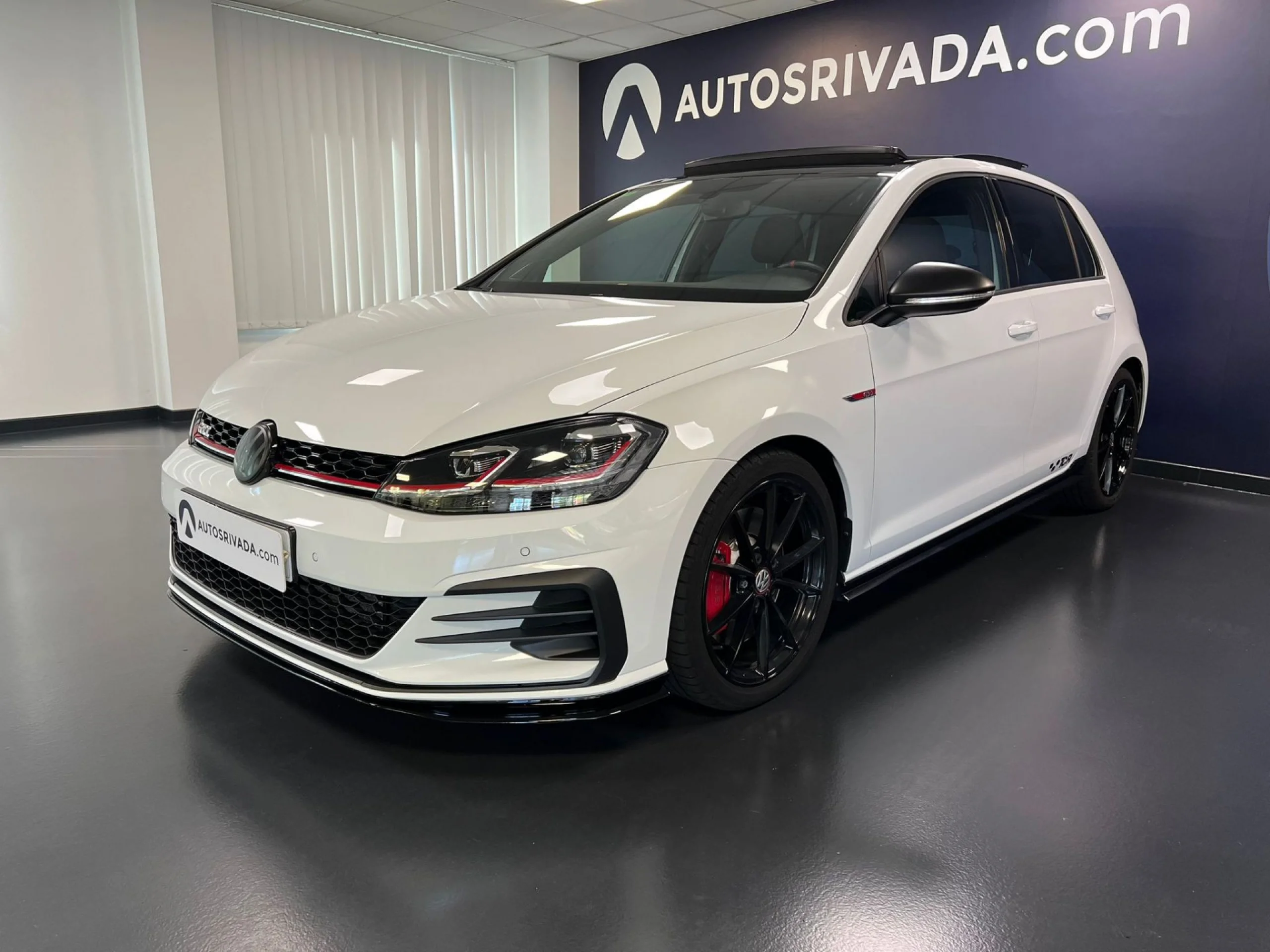 Volkswagen Golf GTI TCR 2.0 TSI 213kW(290CV) DSG - Foto 1