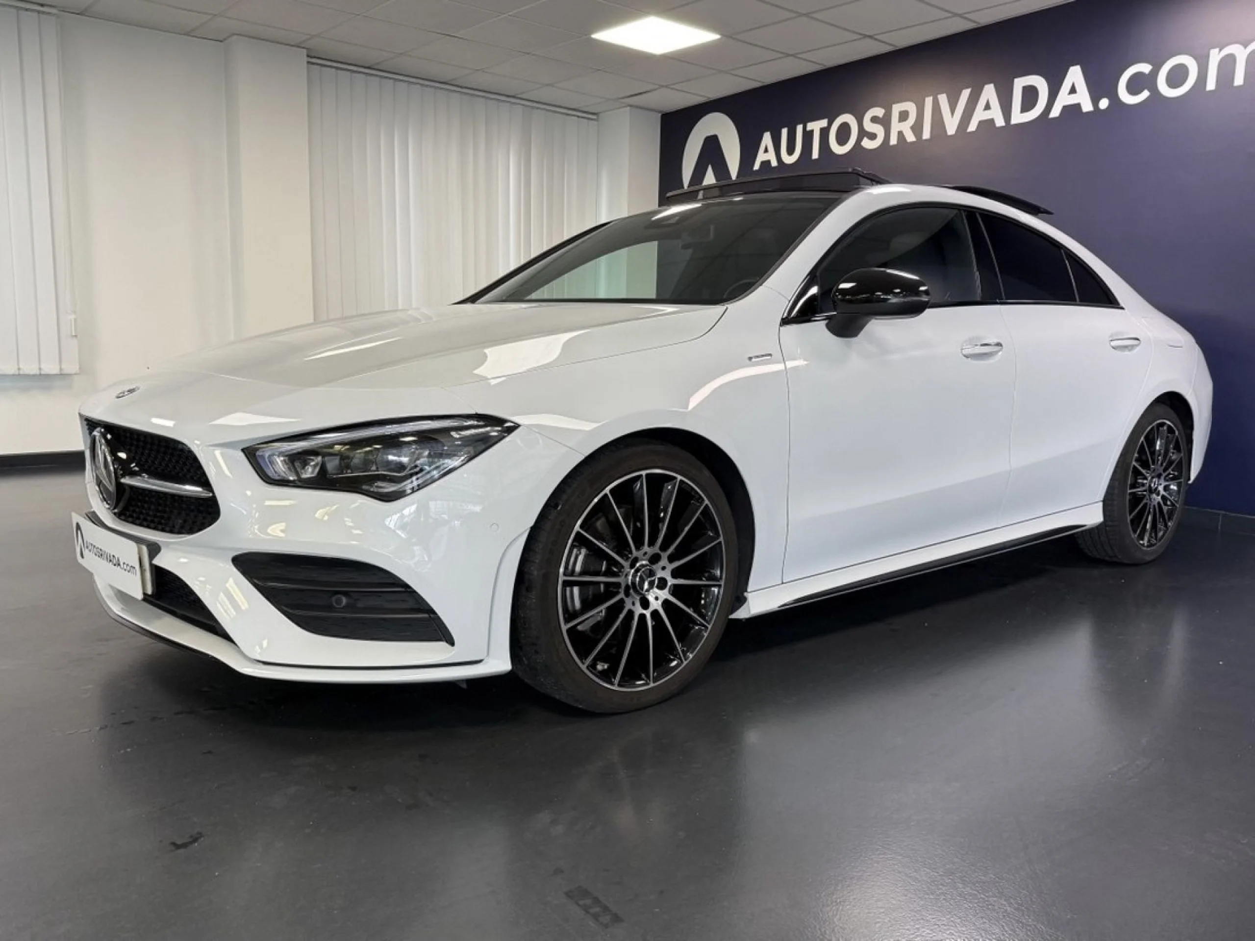 Mercedes Benz CLA CLA 220 D DCT - Foto 1