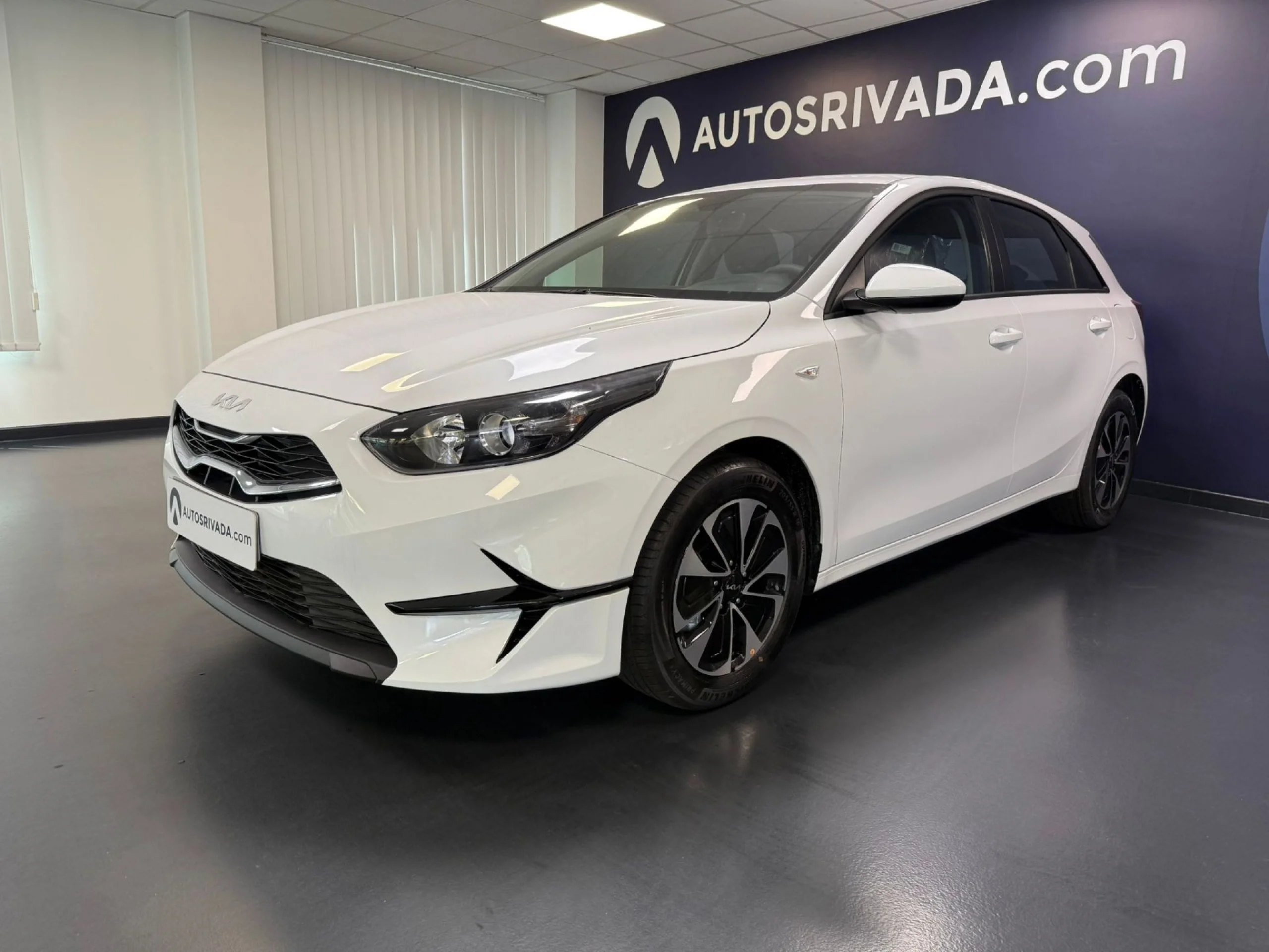 KIA Cee'd 1.0 T-GDi 74kW (100CV) Concept - Foto 1