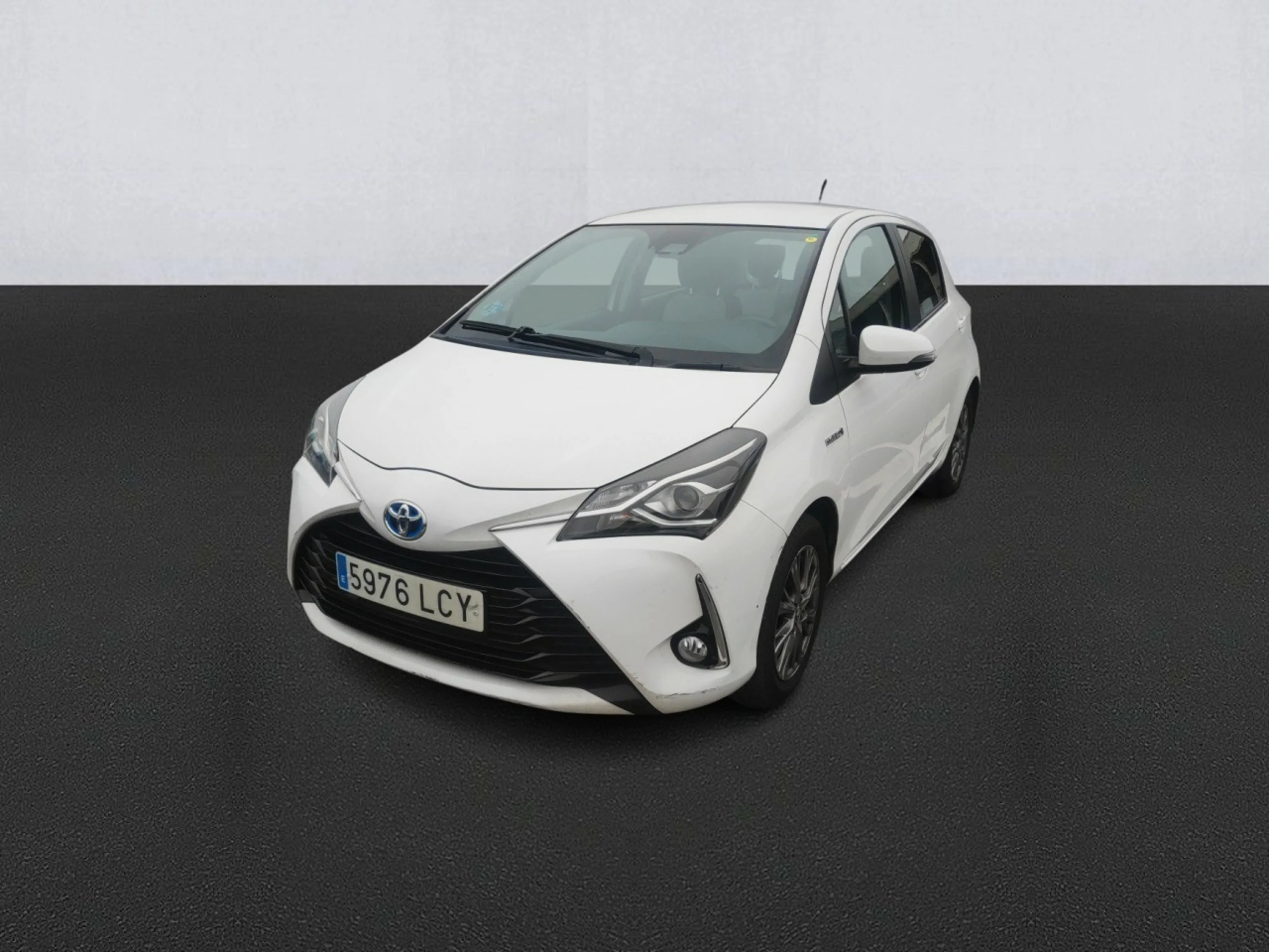 Toyota YARIS 1.5 100H Active - Foto 1