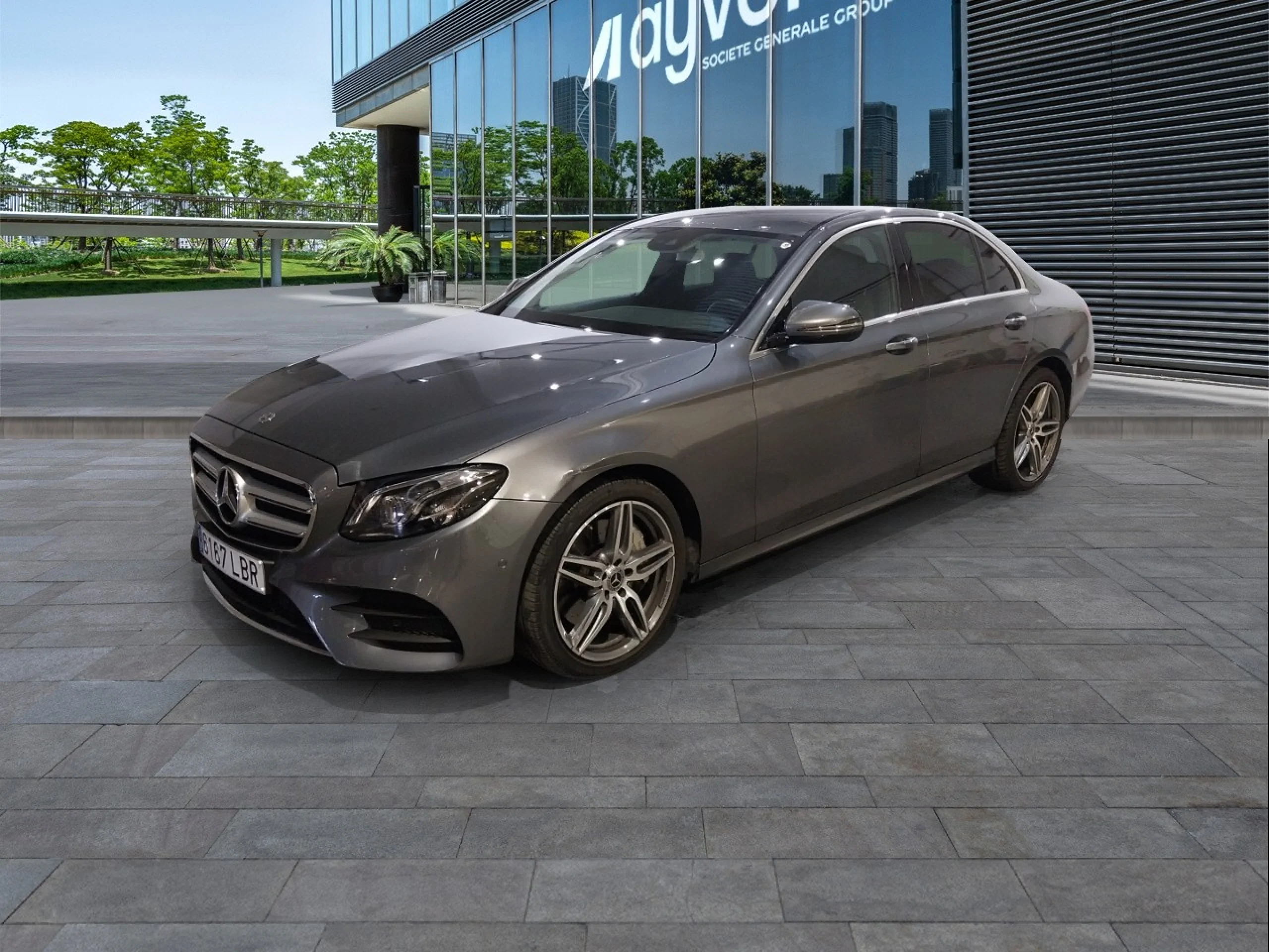 Mercedes Benz E-CLASS E 350 - Foto 1