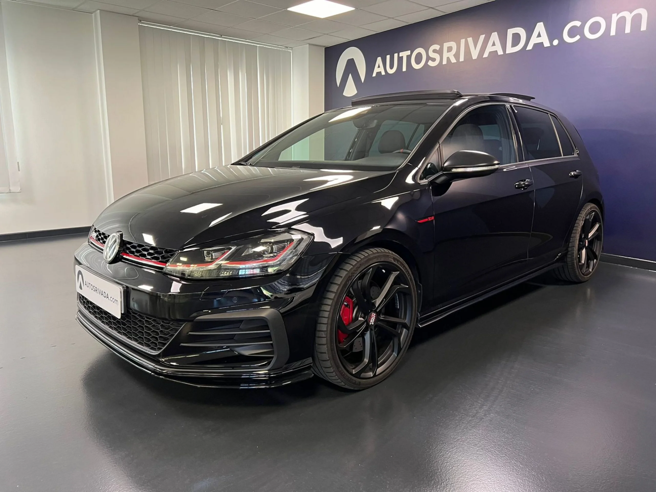 Volkswagen Golf GTI TCR 2.0 TSI 213kW(290CV) DSG - Foto 1