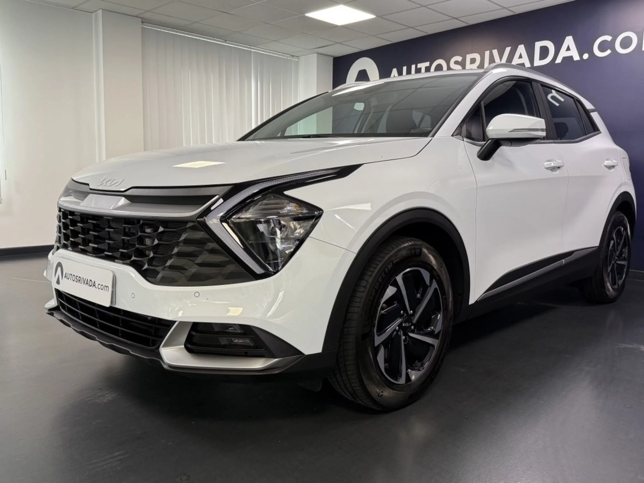 KIA SPORTAGE 1.6 T-GDi MHEV 110kW (150CV) Drive 4x2 - Foto 1
