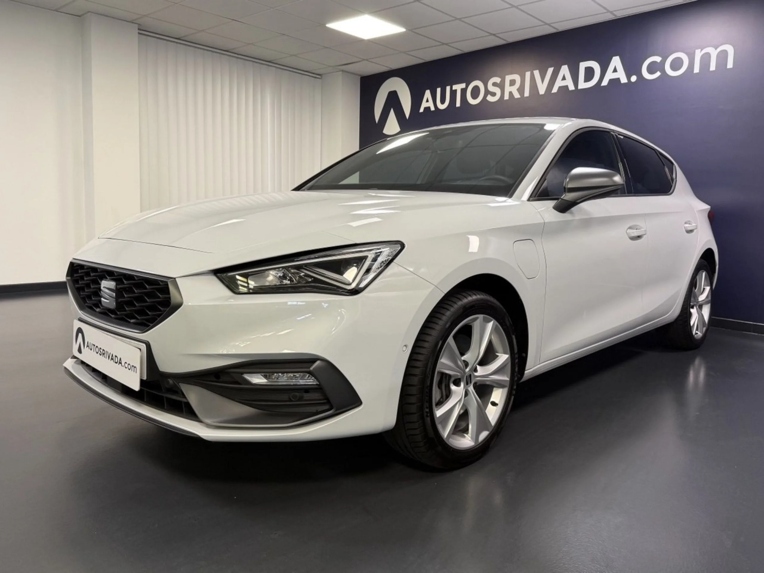 SEAT Leon 1.4 e-Hybrid DSG-6 S&S FR XL - Foto 1